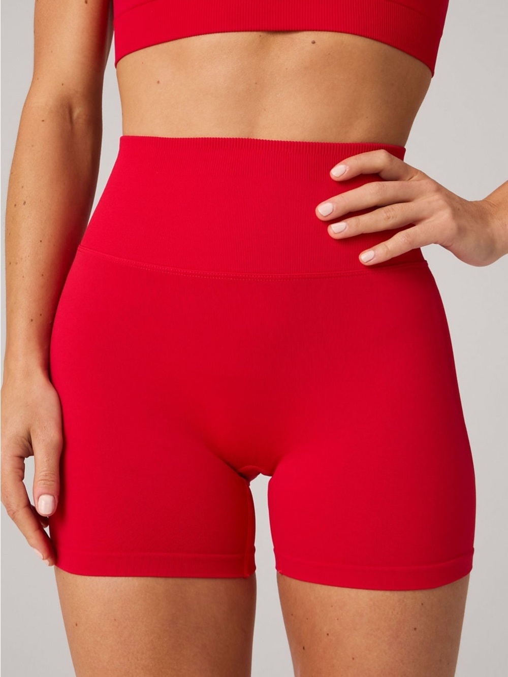 Fabletics Seamless Scrunch 4'' Short